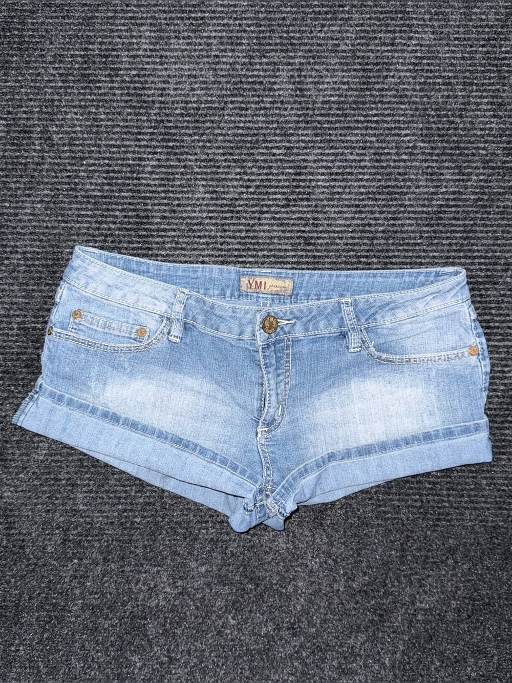 YMI Women's Light Wash Denim Low Rise Mini Shorts Sz 11 / 32 Y2K Festival Summer